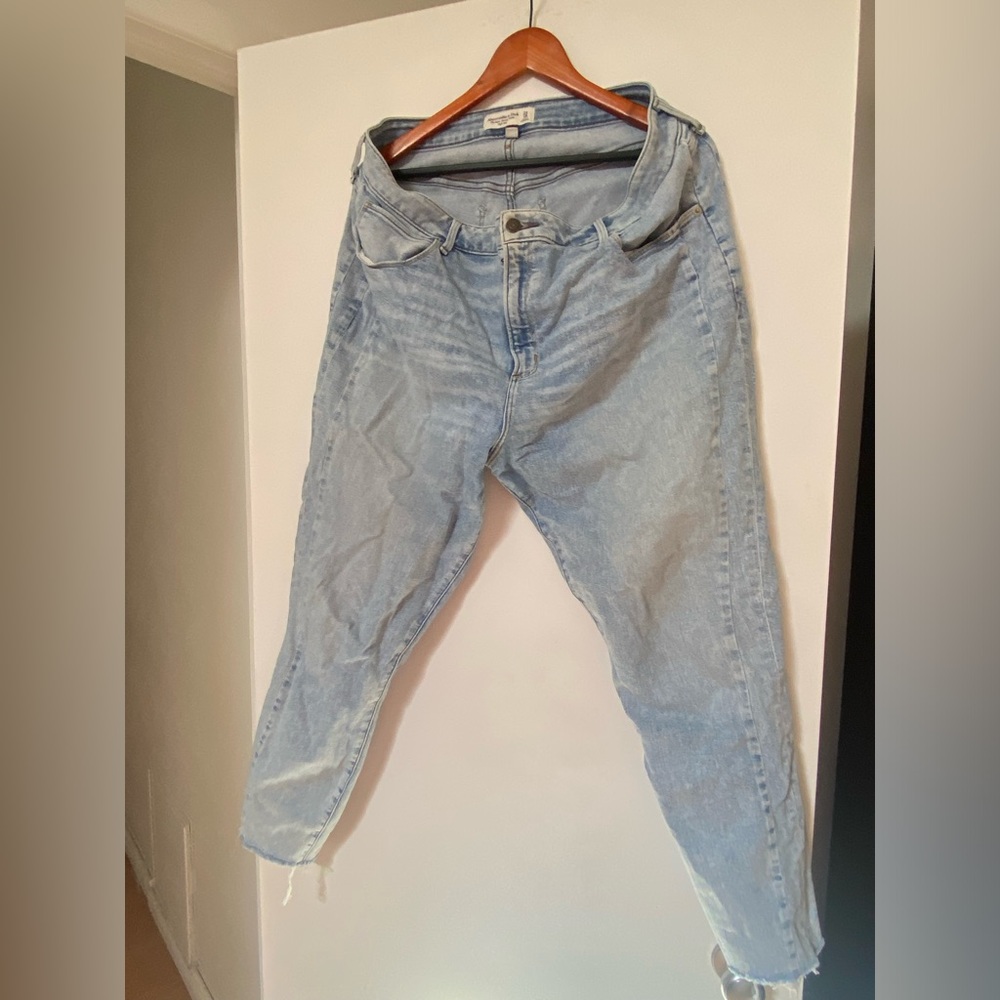 Abercrombie jeans curvy love